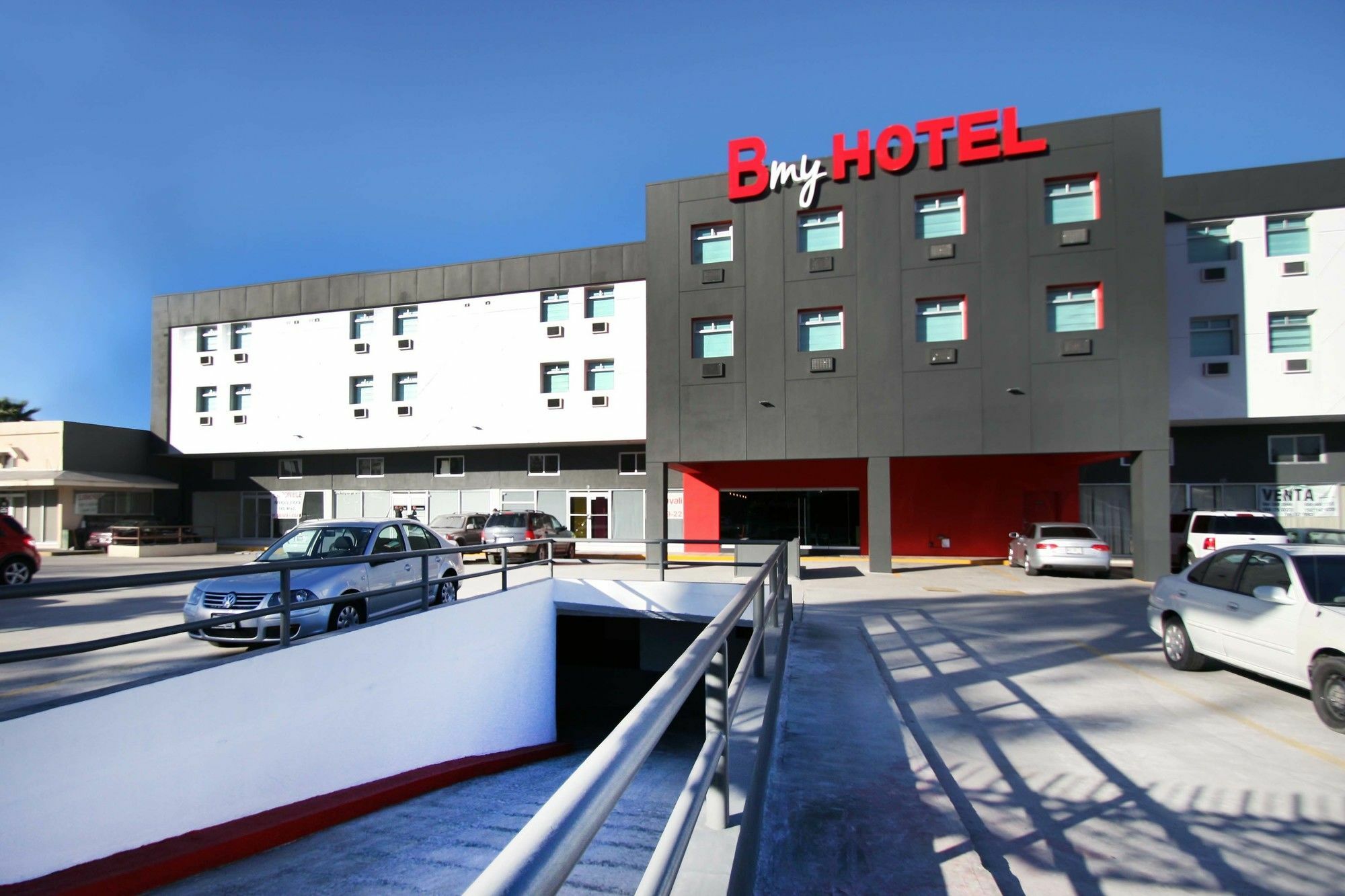 B My Hotel Tijuana Esterno foto